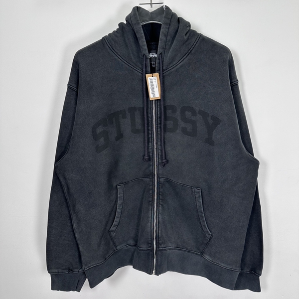 ブランドパーカー正面デザイン